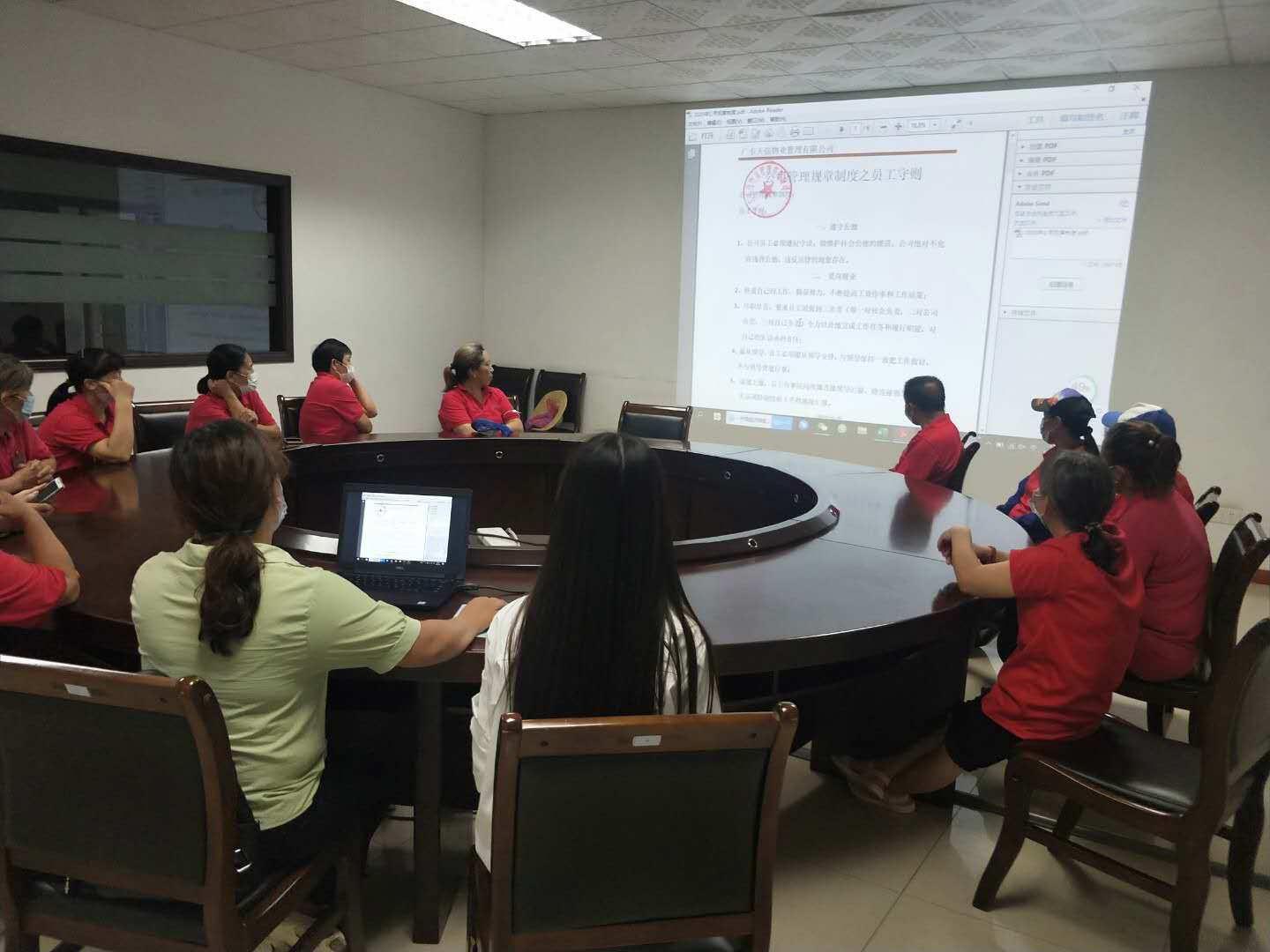 佛山豐富汽配保潔案例 佛山豐富汽配保潔案例