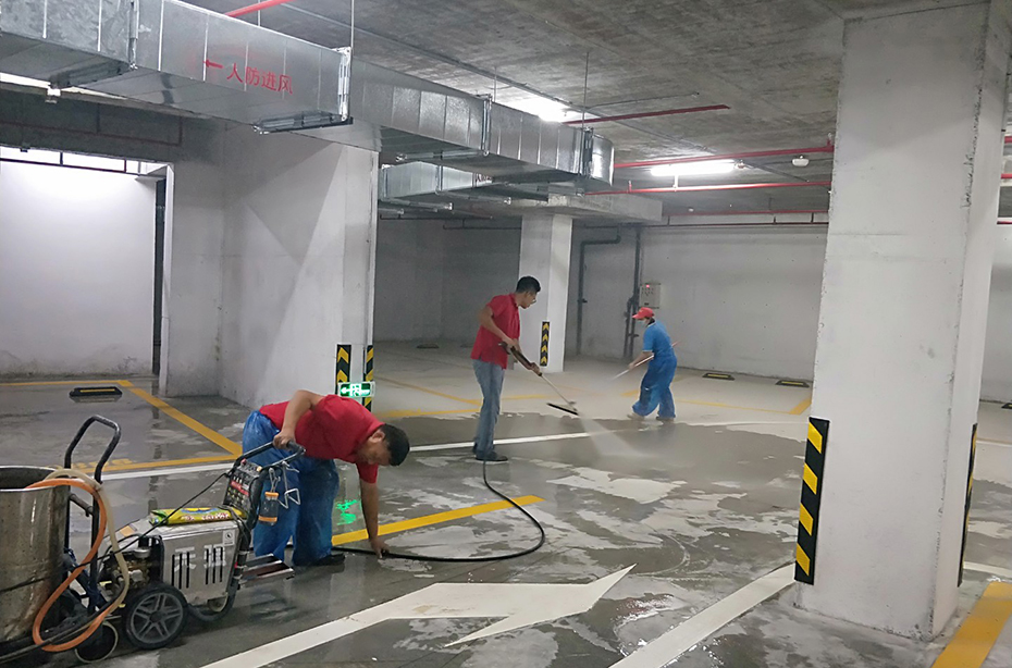 佛山大良康格斯開荒車庫(kù)清洗